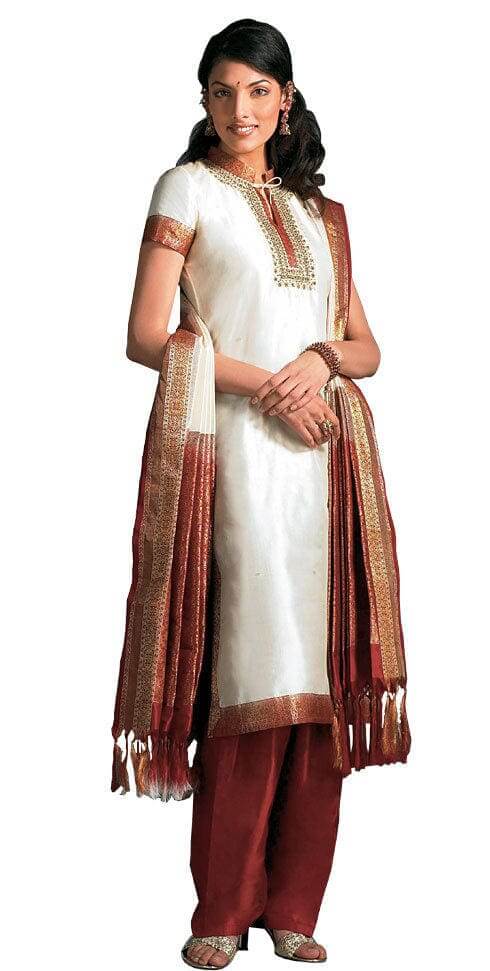 baju tradisional masyarakat india